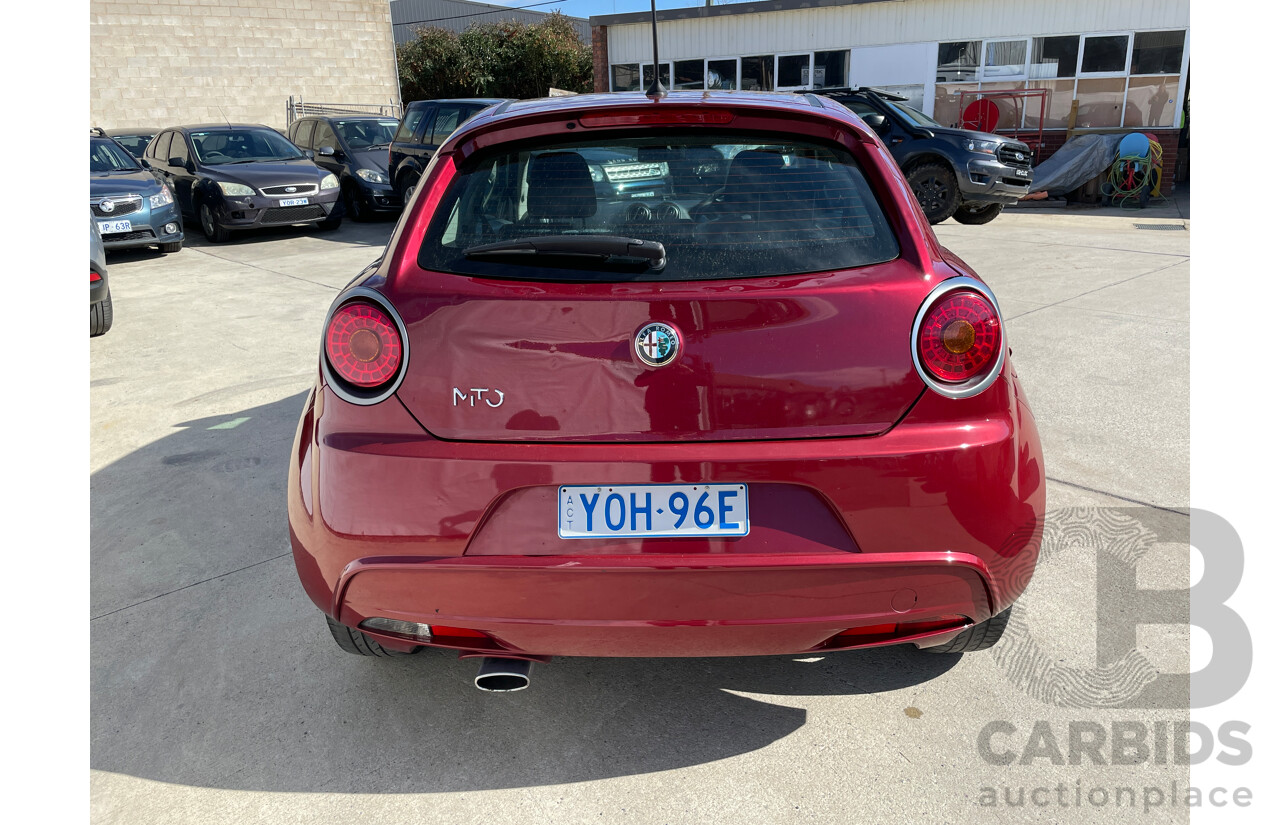 1/2014 Alfa Romeo Mito  3d Hatchback Red .9L