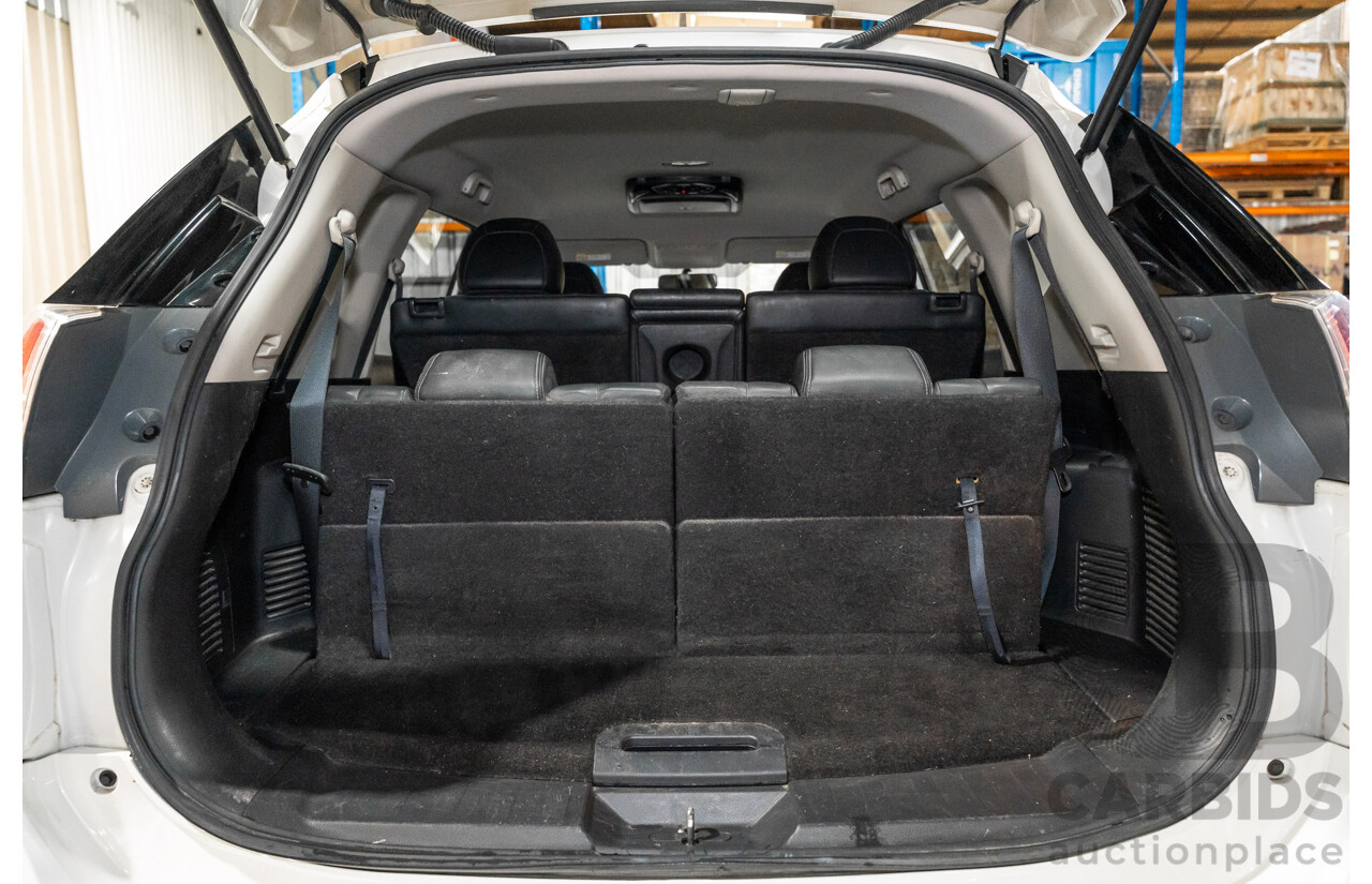 11/2014 Nissan X-Trail ST-L (fwd) T32 4d Wagon White 2.5L - 7 Seater