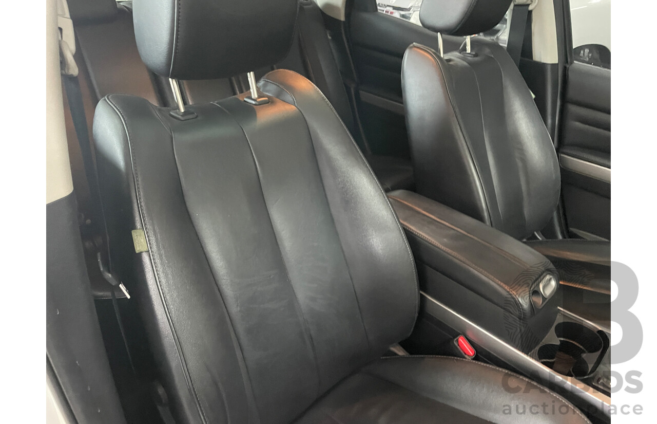 8/2011 Mazda CX-7 Luxury Sports (4x4) ER MY10 4d Wagon White 2.3L