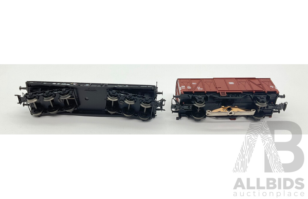 Marklin HO Scale German DB Coal Wagons and Freight Cars (4)