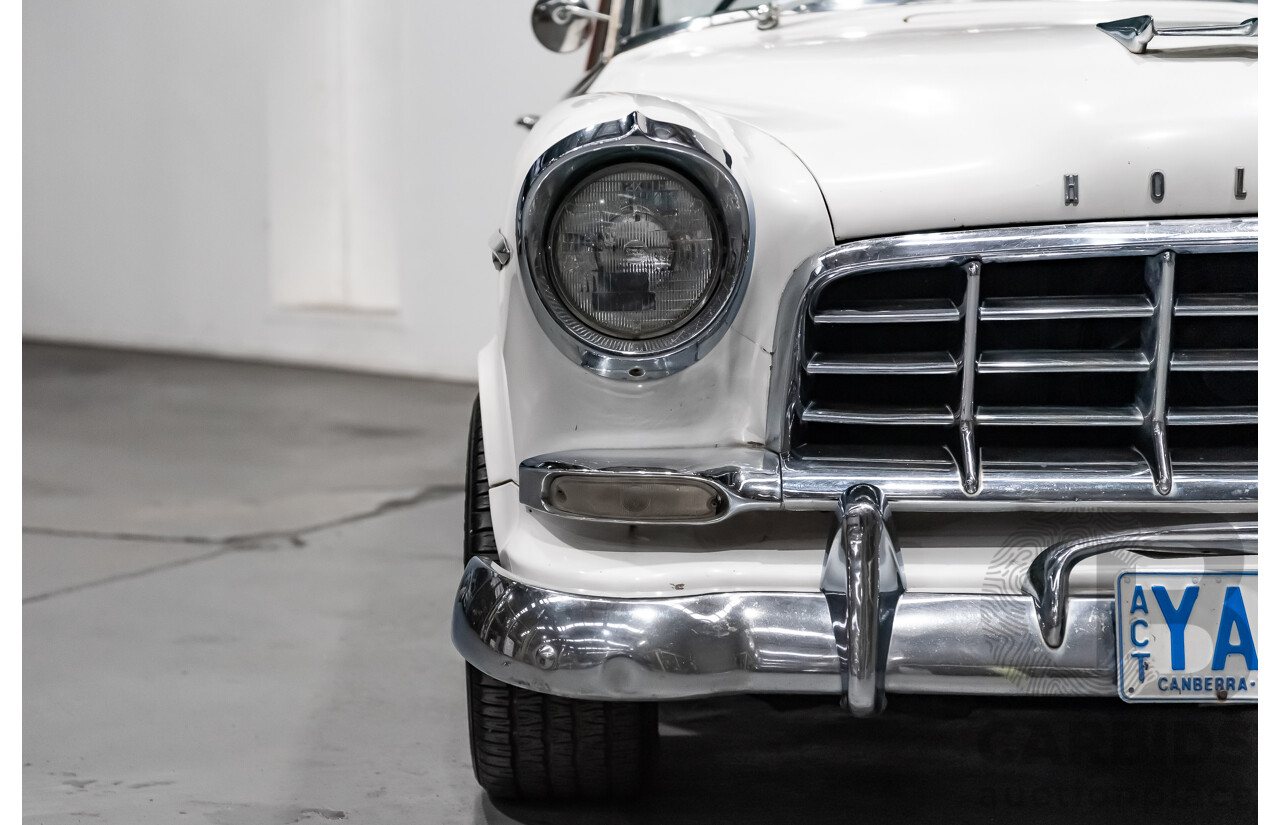 1/1958 Holden FC Special 4d Sedan India Ivory / Red 202ci