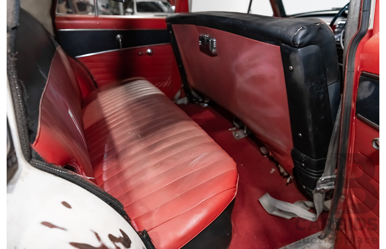 1/1958 Holden FC Special 4d Sedan India Ivory / Red 202ci