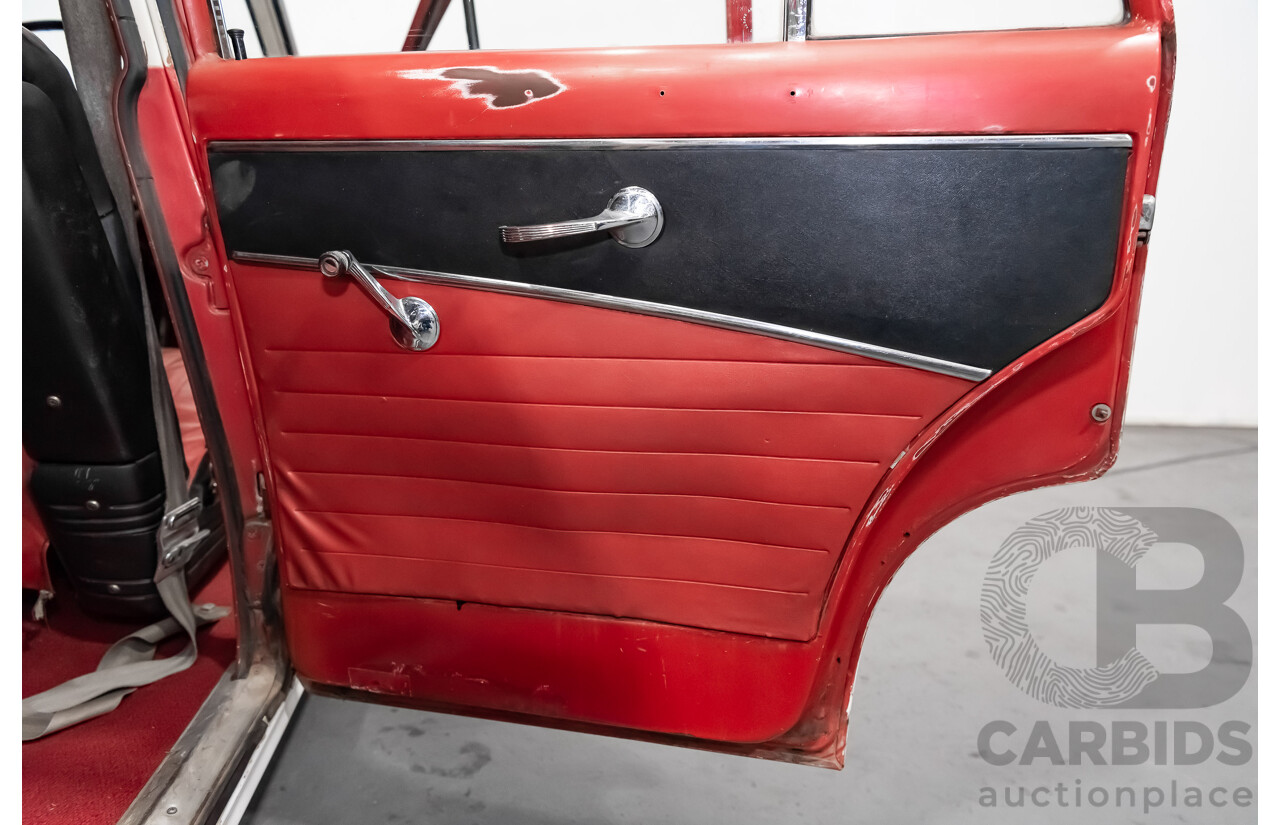 1/1958 Holden FC Special 4d Sedan India Ivory / Red 202ci