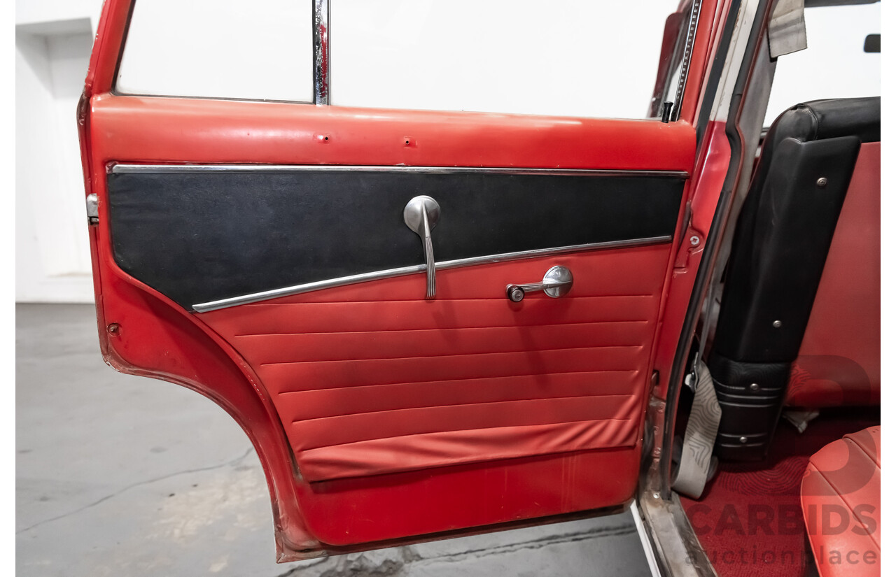 1/1958 Holden FC Special 4d Sedan India Ivory / Red 202ci