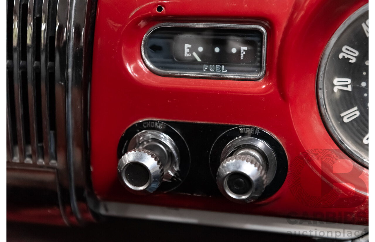 1/1958 Holden FC Special 4d Sedan India Ivory / Red 202ci