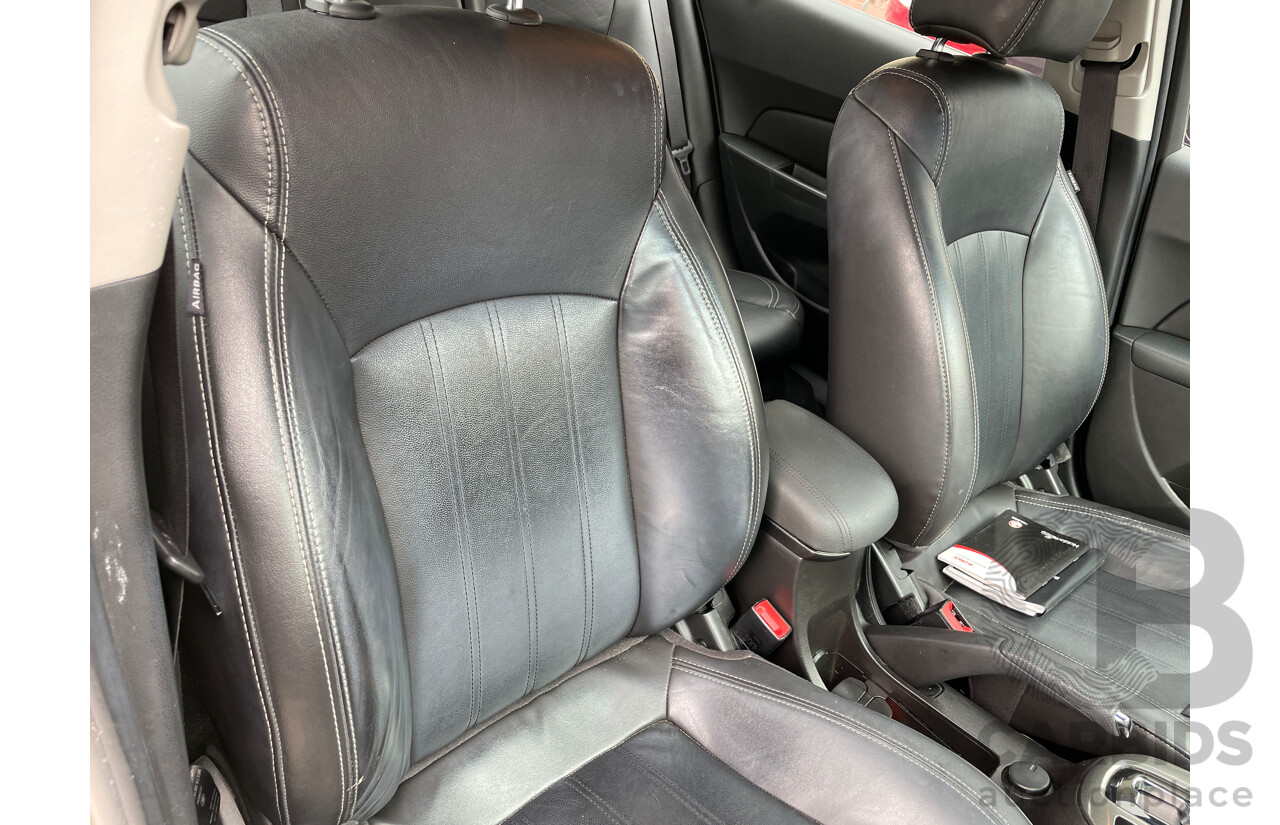 8/2014 Holden Cruze SRi Z-Series JH MY14 5d Hatchback Black 1.6L