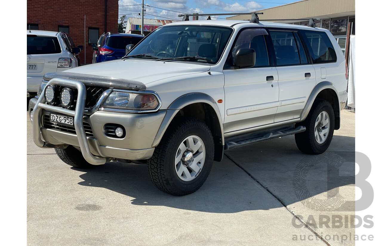 5/2003 Mitsubishi Challenger (4x4) PA-MY03 4d Wagon White 3.0L