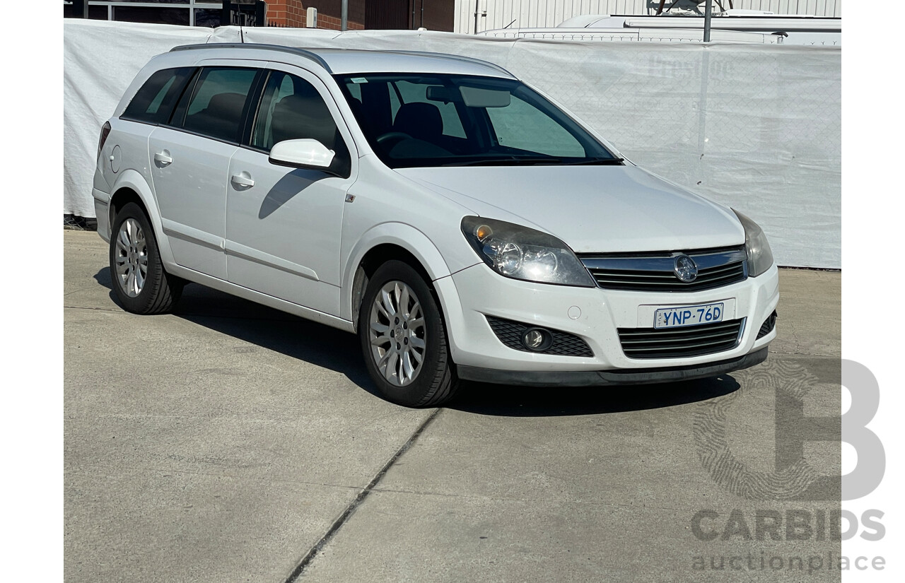 4/2009 Holden Astra CDTi AH MY09 4d Wagon White 1.9L