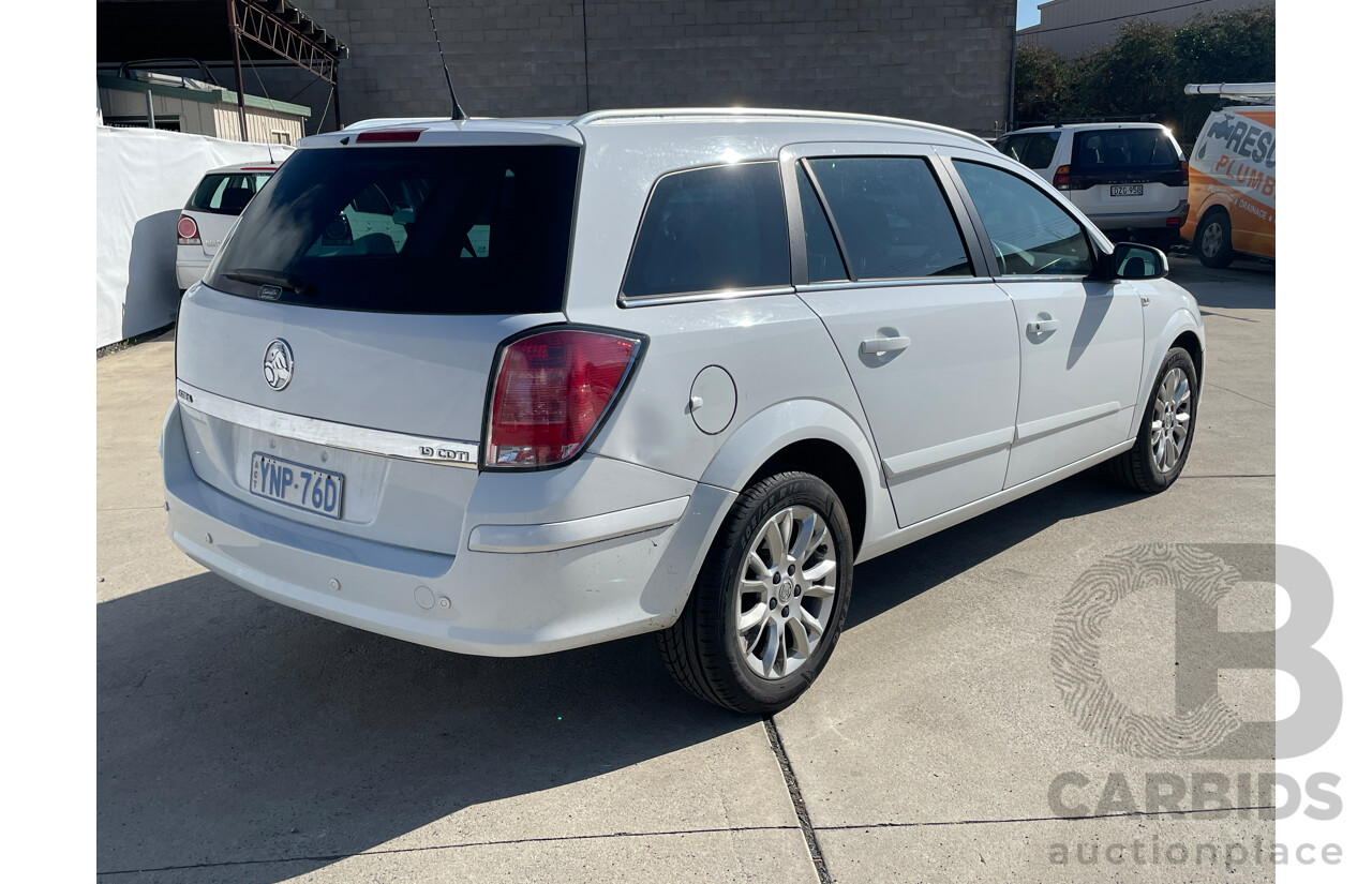4/2009 Holden Astra CDTi AH MY09 4d Wagon White 1.9L