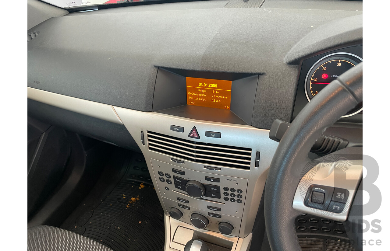 4/2009 Holden Astra CDTi AH MY09 4d Wagon White 1.9L