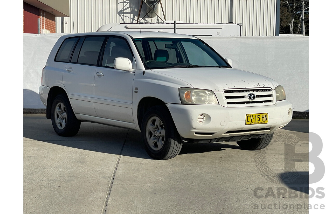 1/2005 Toyota Kluger CV (4x4) MCU28R 4d Wagon White 3.3L