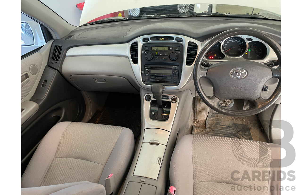 1/2005 Toyota Kluger CV (4x4) MCU28R 4d Wagon White 3.3L