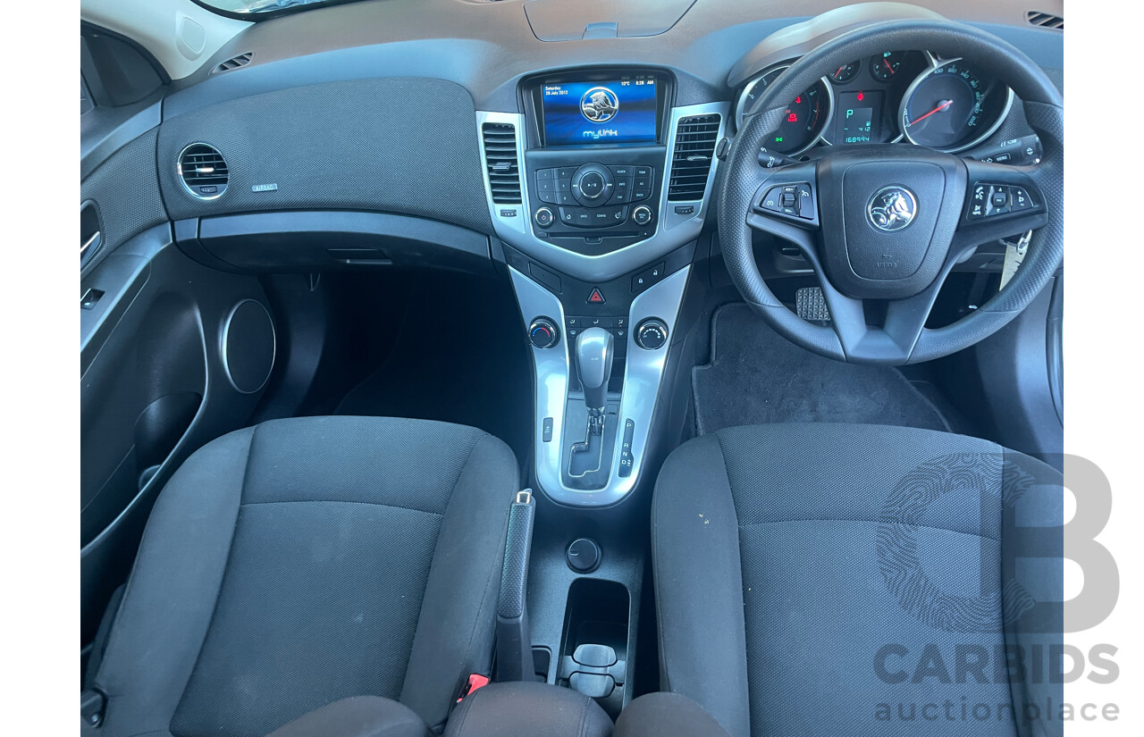 5/2013 Holden Cruze CD Equipe JH MY13 5d Hatchback Silver 1.8L