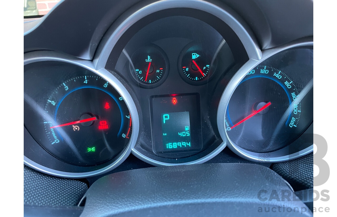 5/2013 Holden Cruze CD Equipe JH MY13 5d Hatchback Silver 1.8L