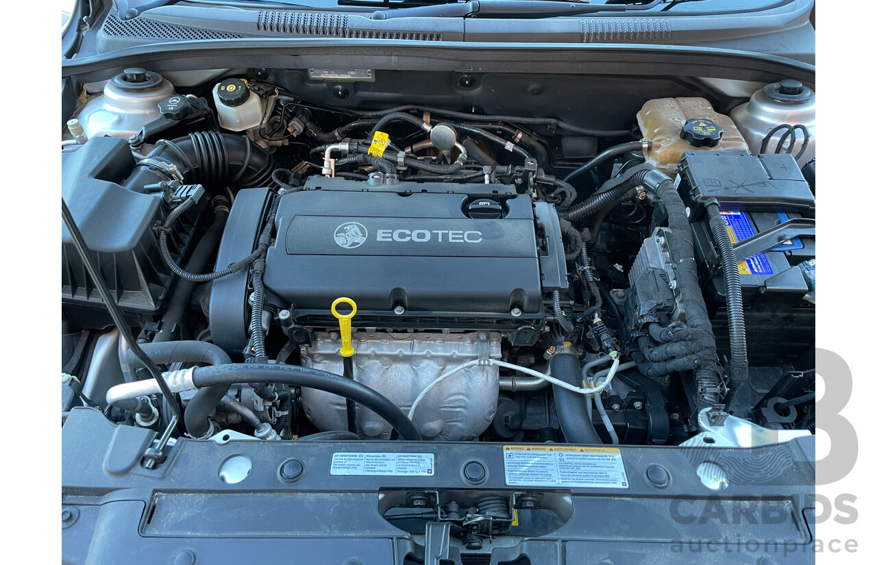 5/2013 Holden Cruze CD Equipe JH MY13 5d Hatchback Silver 1.8L