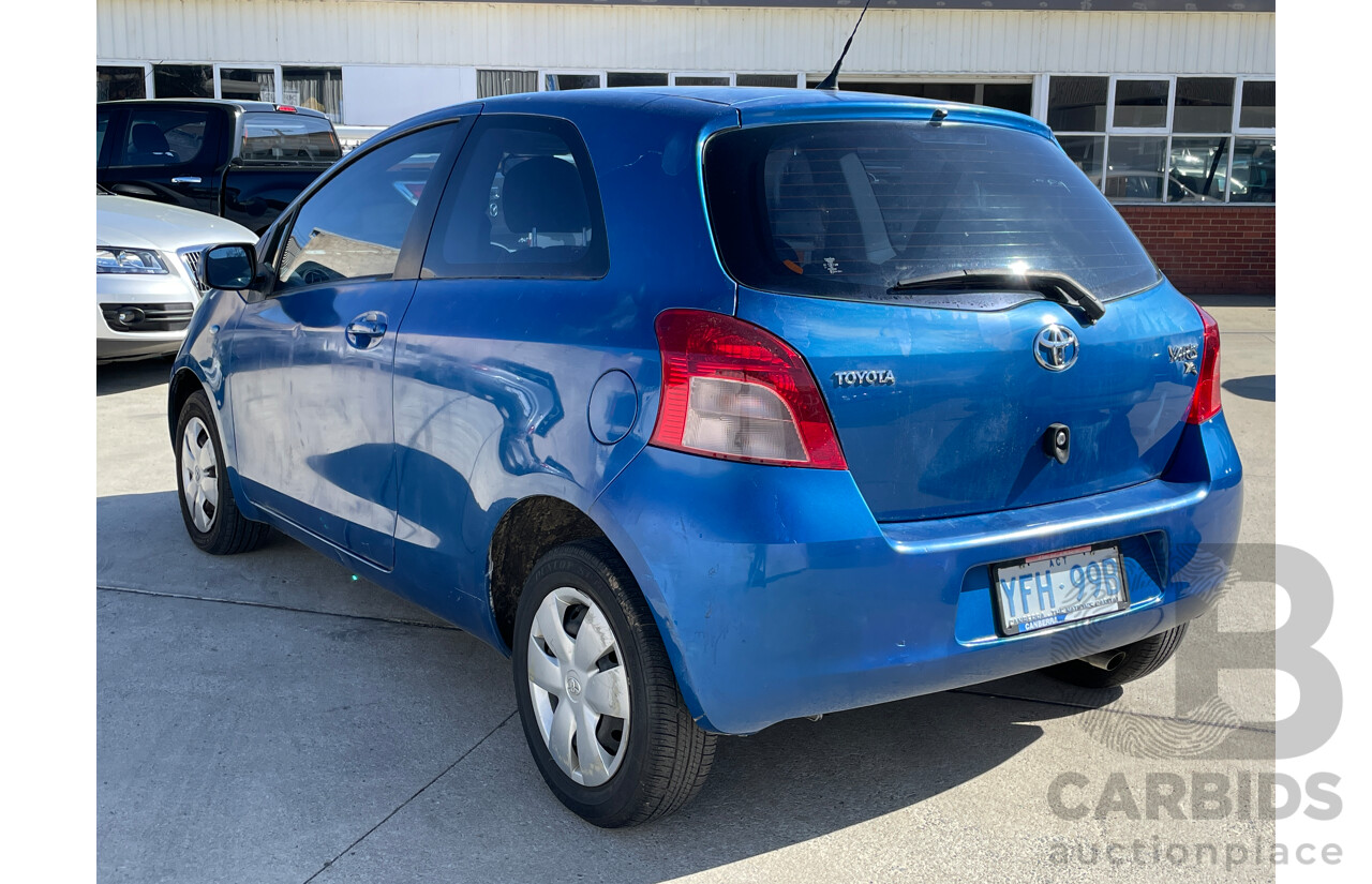 11/2005 Toyota Yaris YR NCP90R 3d Hatchback Blue 1.3L