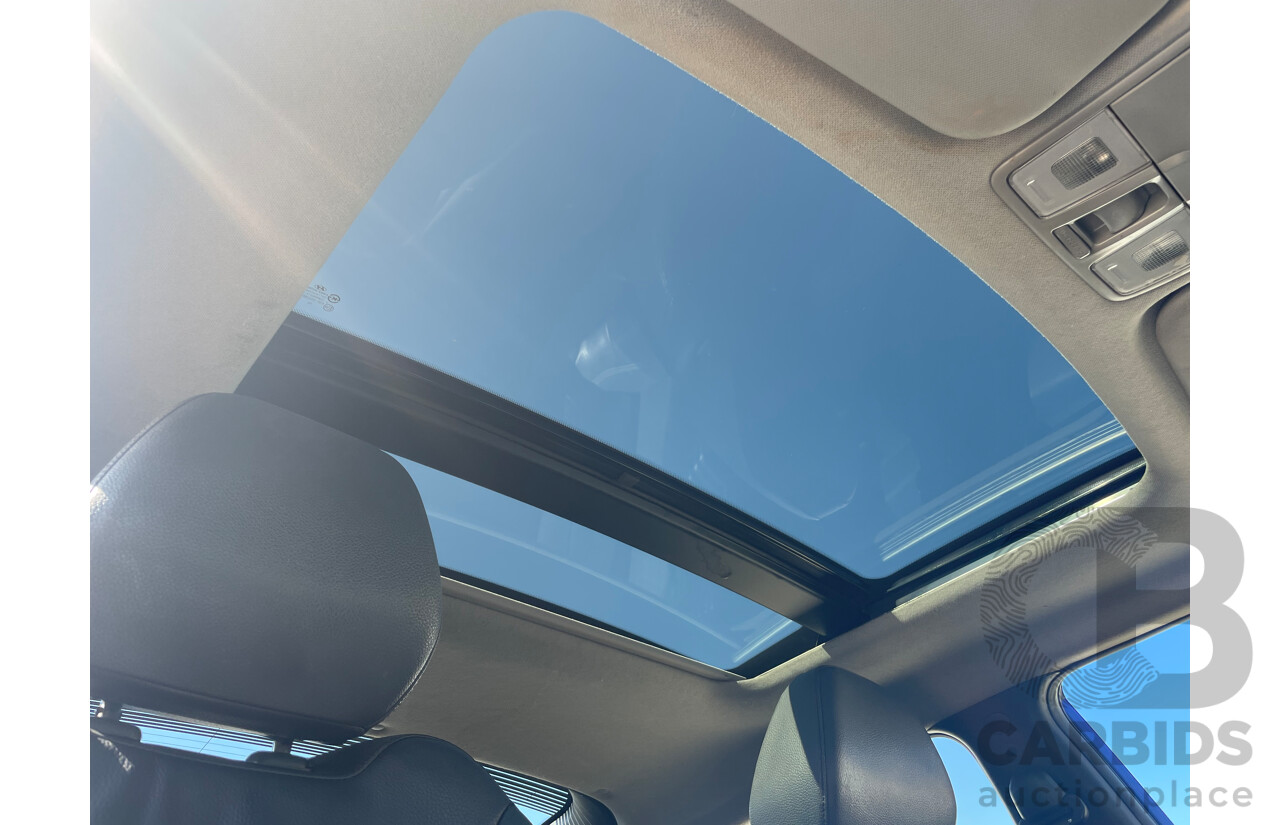 4/2014 Hyundai Veloster + FS MY13 3d Coupe Blue 1.6L