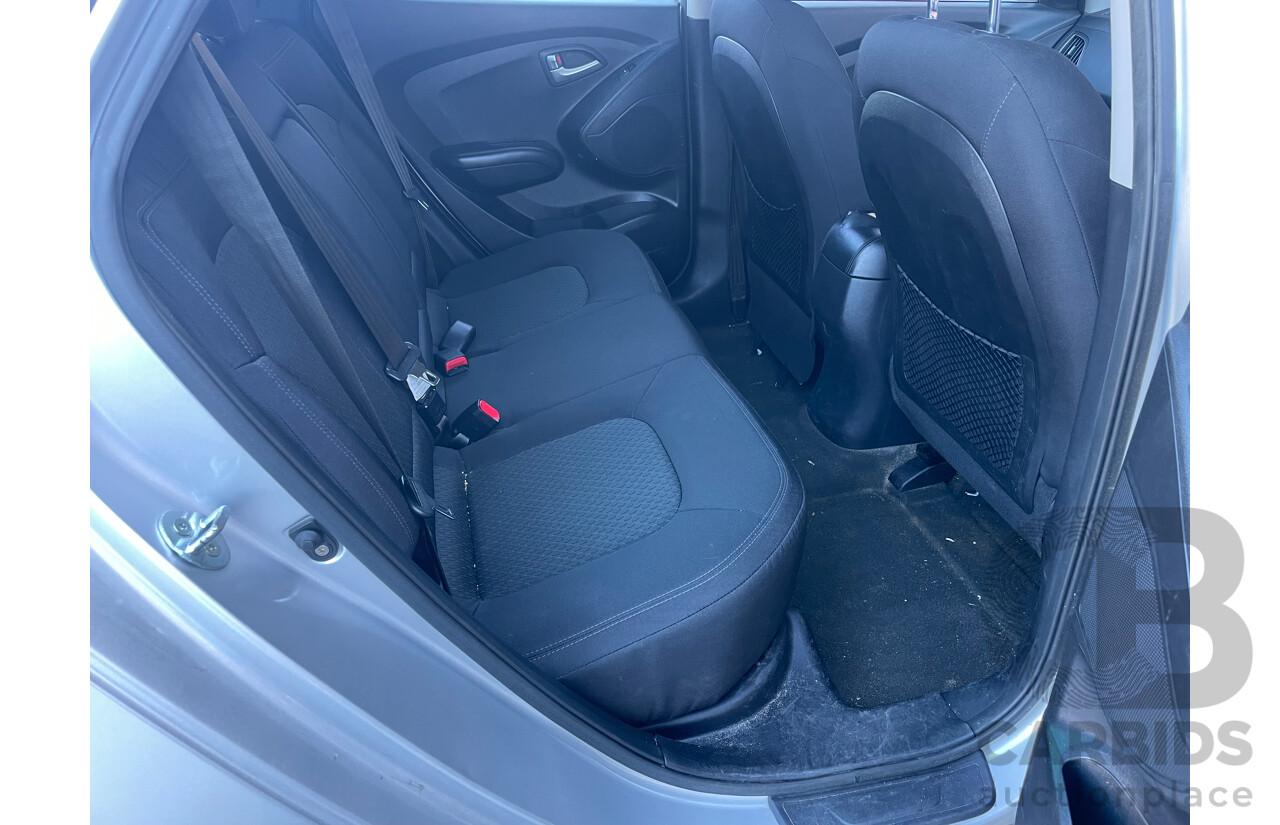 6/2012 Hyundai Ix35 Active (fwd) LM MY11 4d Wagon Silver 2.0L