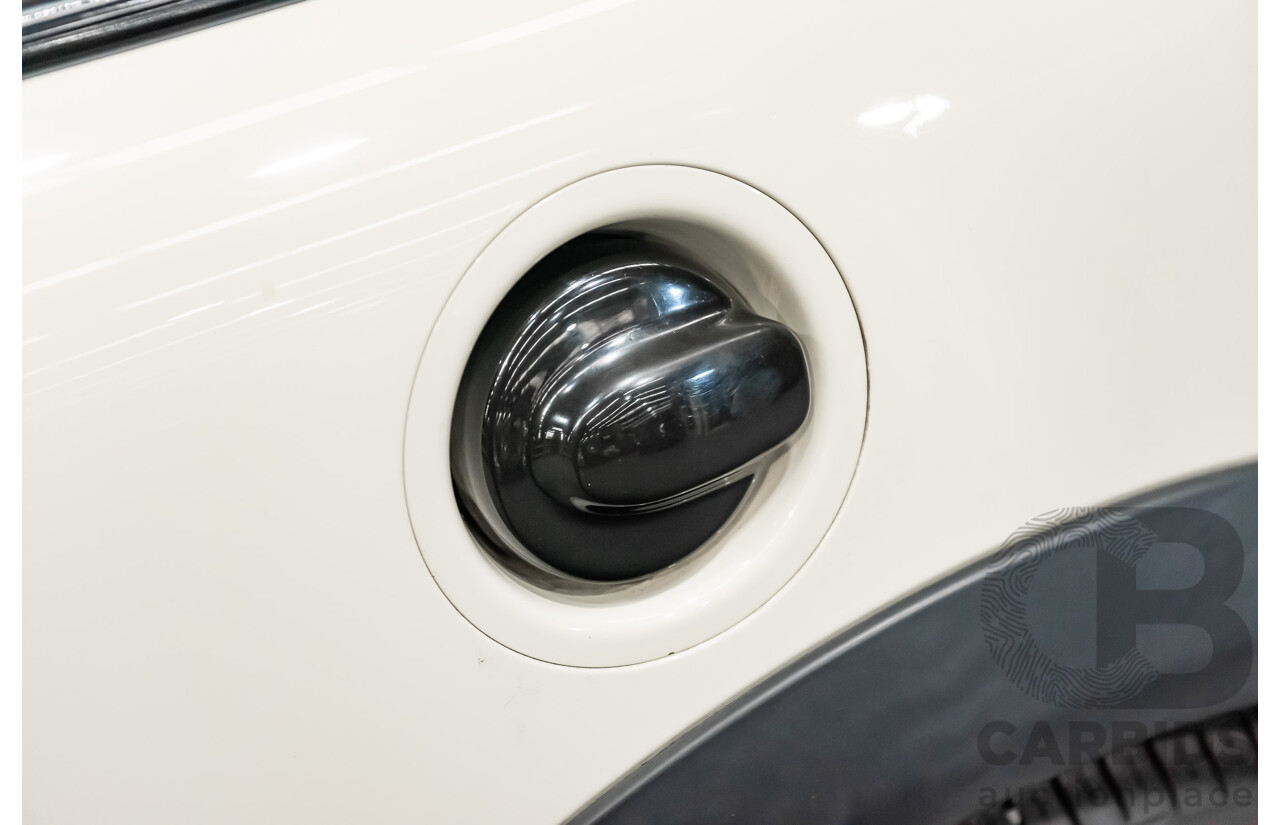 8/2009 Mini Cooper S R56 2d Hatchback White Turbo 1.6L