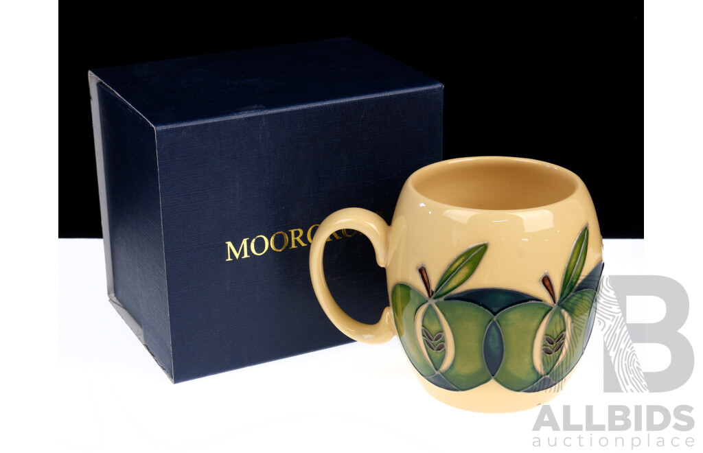 Moorcroft Porcelain Mug in Apple Slices Design in Original Box