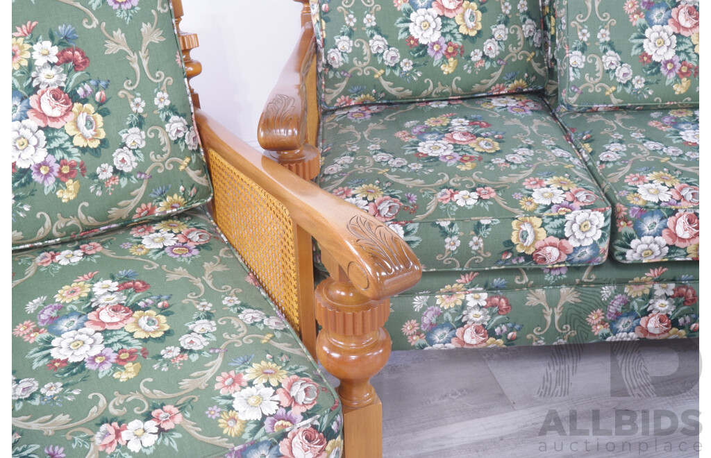 Jarvie Three Piece Lounge Suite