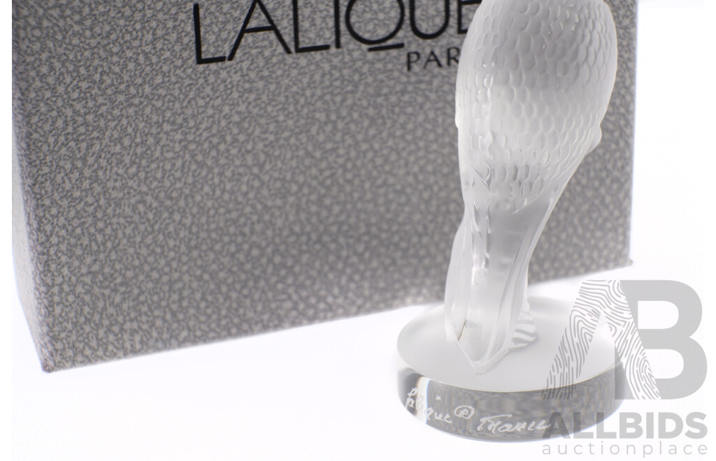 Lalique Crystal Clear Hummingbird Seal in Original Box