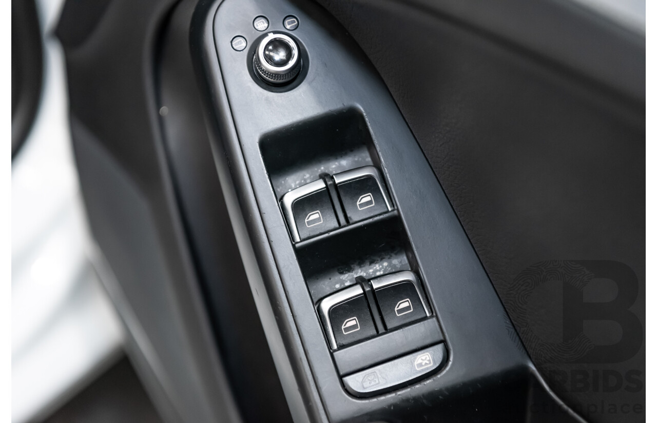 8/2012 Audi A5 Sportback 3.0 TDI Quattro (AWD) 8T MY12 UPGRADE 5d Hatchback White Turbo Diesel V6 3.0L