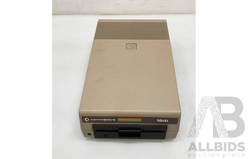 Commodore 1541 Vintage Single 5.25-Inch Floppy Disk Drive