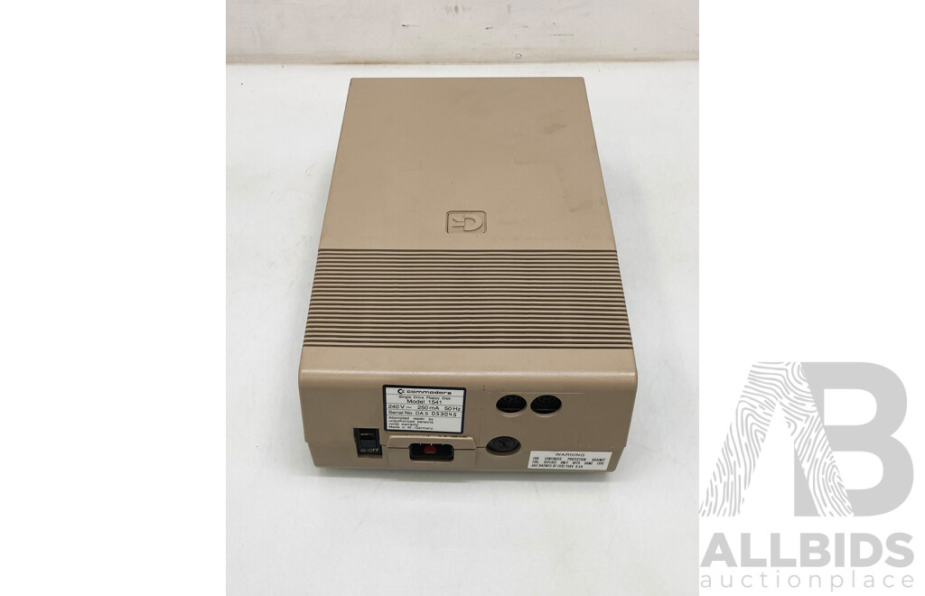 Commodore 1541 Vintage Single 5.25-Inch Floppy Disk Drive