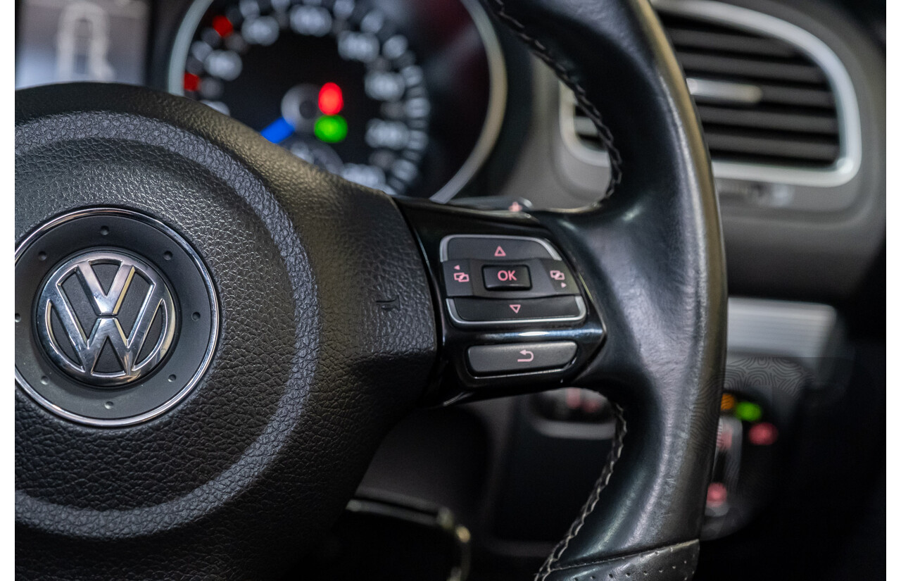 1/2013 Volkswagen Golf R (AWD) 1K MY13 5d Hatchback Rising Blue Metallic Turbo 2.0L