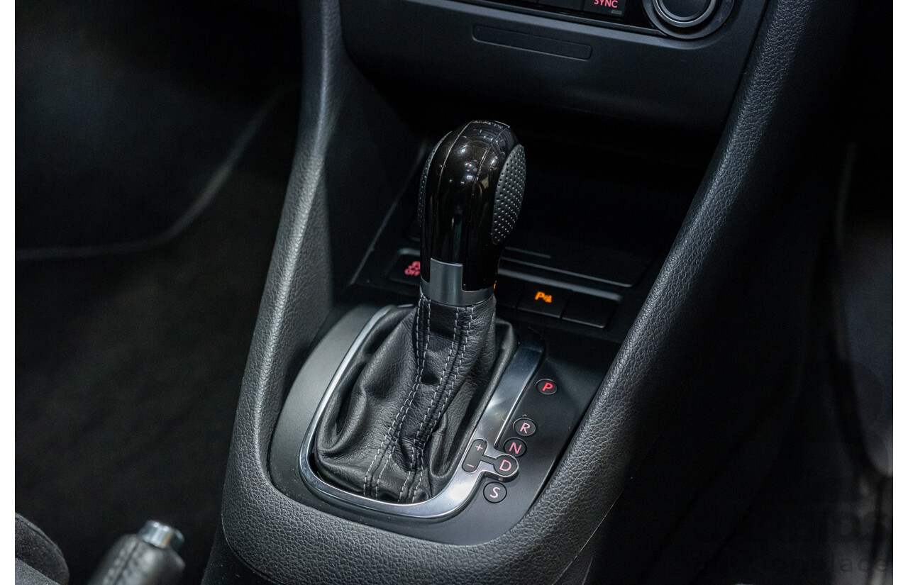 1/2013 Volkswagen Golf R (AWD) 1K MY13 5d Hatchback Rising Blue Metallic Turbo 2.0L