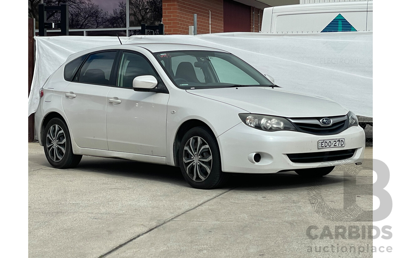 5/2010 Subaru Impreza R (awd) MY10 5d Hatchback White 2.0L