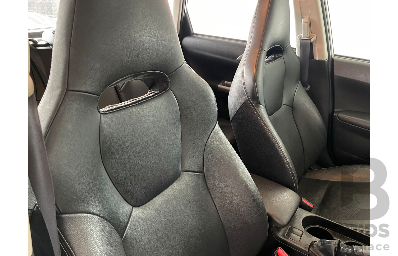 5/2010 Subaru Impreza R (awd) MY10 5d Hatchback White 2.0L