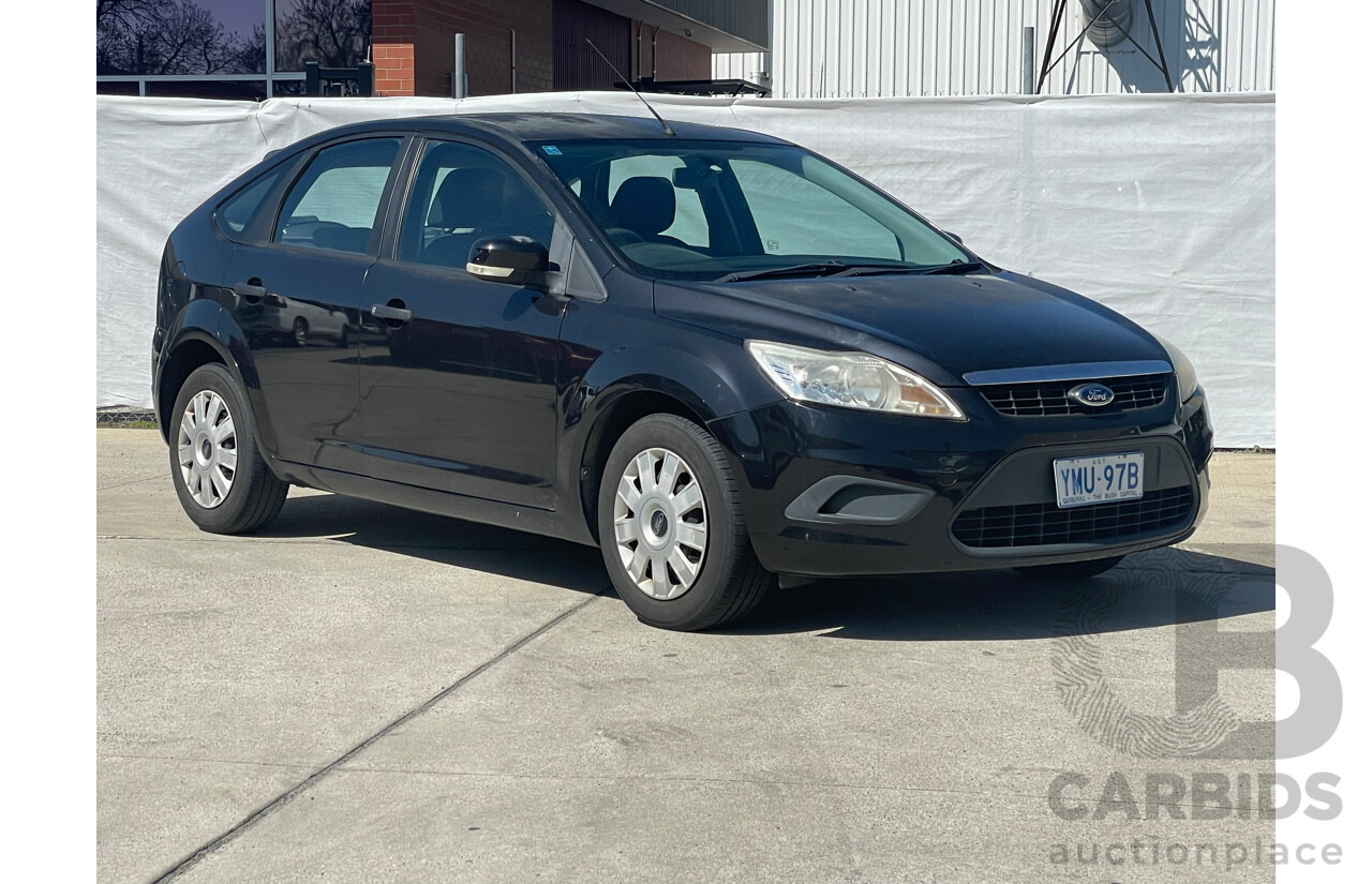 8/2010 Ford Focus CL LV 5d Hatchback Black 2.0L