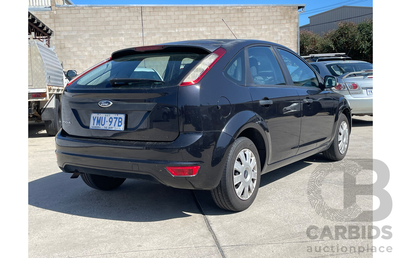 8/2010 Ford Focus CL LV 5d Hatchback Black 2.0L