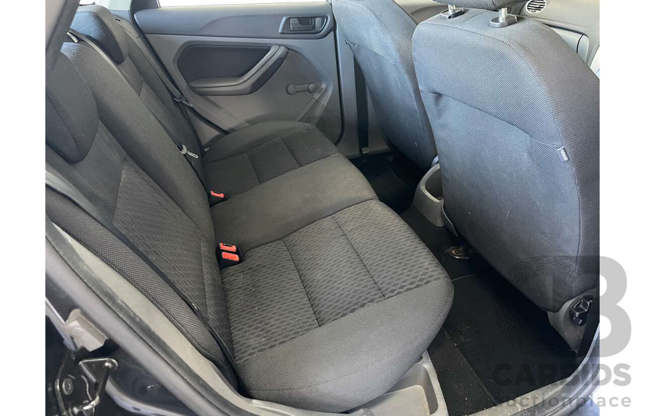 8/2010 Ford Focus CL LV 5d Hatchback Black 2.0L