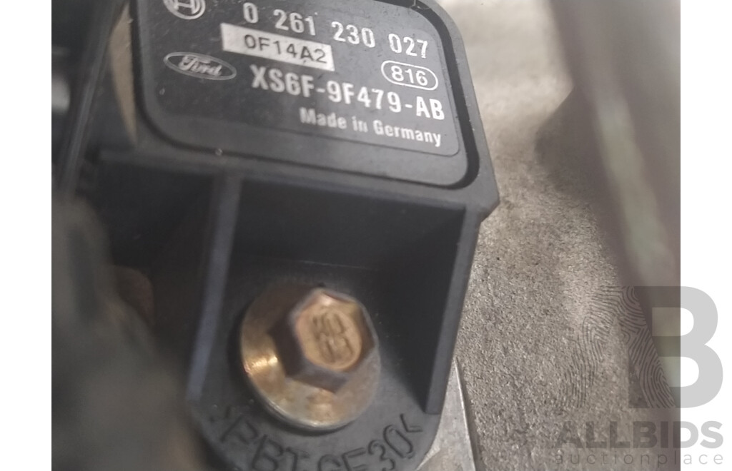 Ford Falcon AU 6 Cylinder Fuel Injection Inlet Manifold