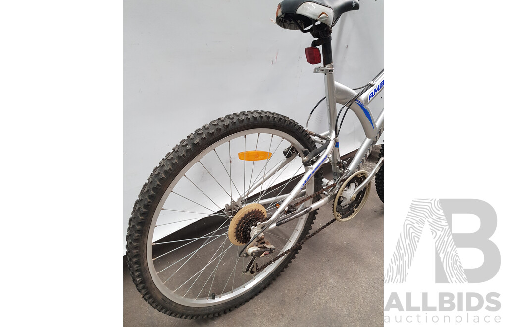 Dunlop Ambush 6 Speed Mountain Bike