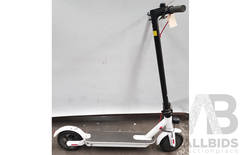 Xiaomi M365 Pro Scooter