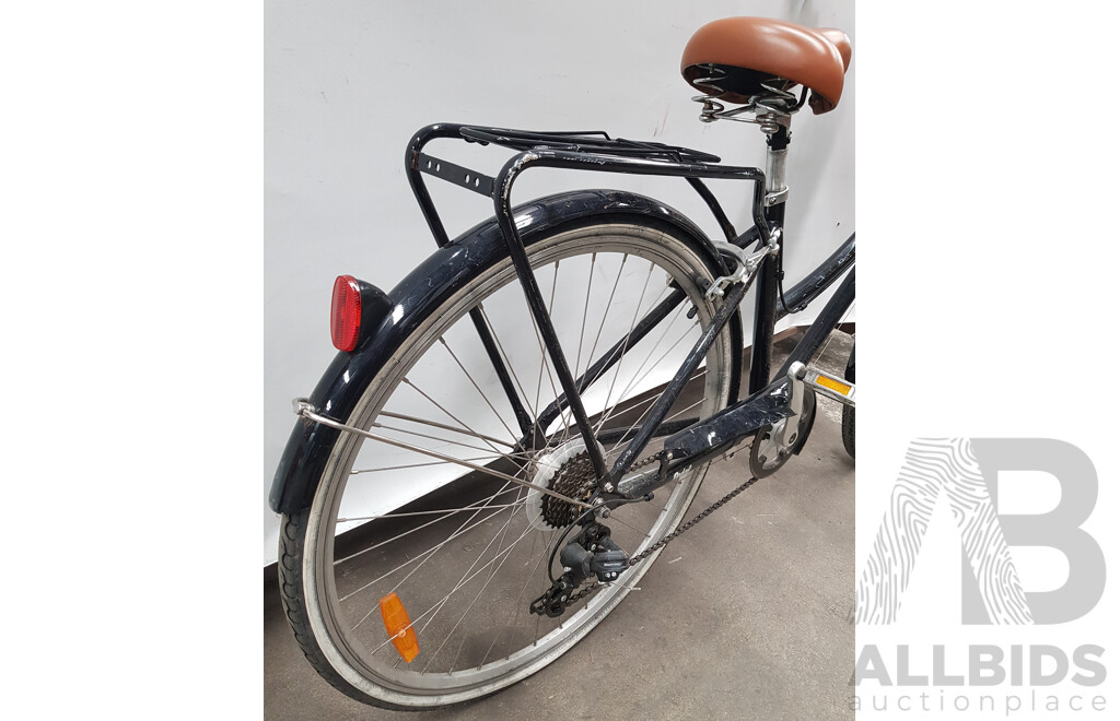 Uptown DLX 7 Speed City Bike