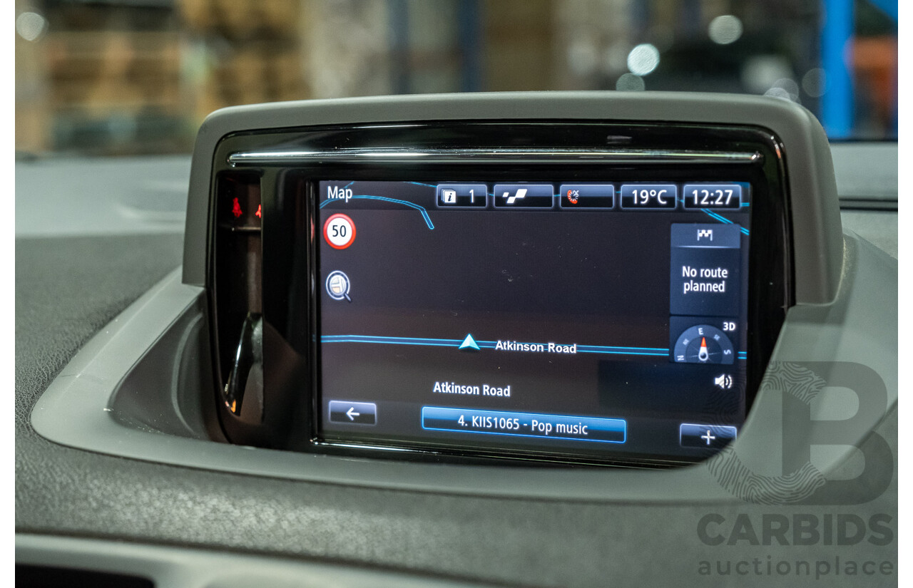 7/2016 Renault Megane RS 265 CUP Phase 2 X95 3d Hatchback White Turbo 2.0L