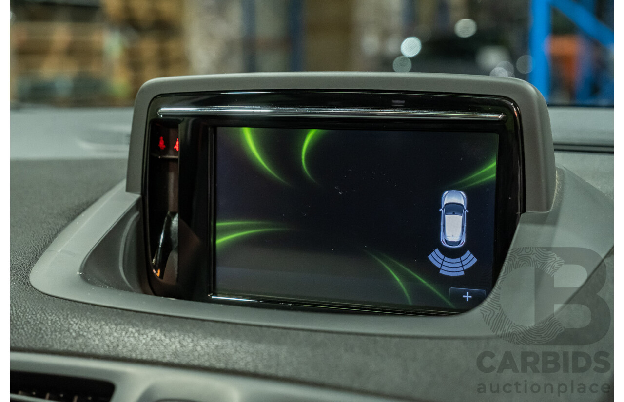 7/2016 Renault Megane RS 265 CUP Phase 2 X95 3d Hatchback White Turbo 2.0L