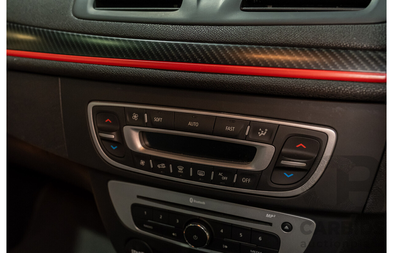 7/2016 Renault Megane RS 265 CUP Phase 2 X95 3d Hatchback White Turbo 2.0L