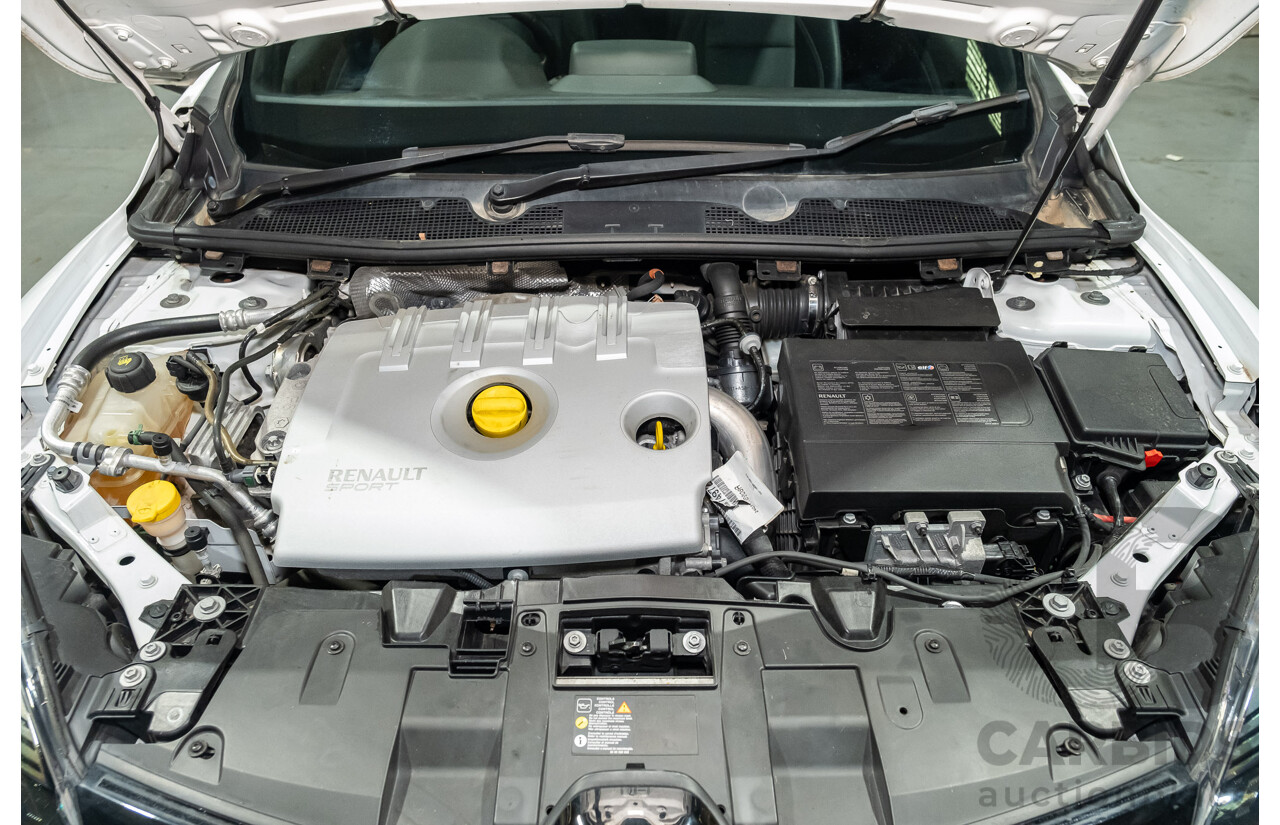 7/2016 Renault Megane RS 265 CUP Phase 2 X95 3d Hatchback White Turbo 2.0L
