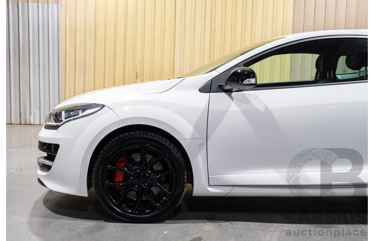 7/2016 Renault Megane RS 265 CUP Phase 2 X95 3d Hatchback White Turbo 2.0L