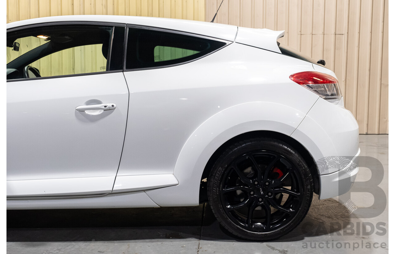 7/2016 Renault Megane RS 265 CUP Phase 2 X95 3d Hatchback White Turbo 2.0L