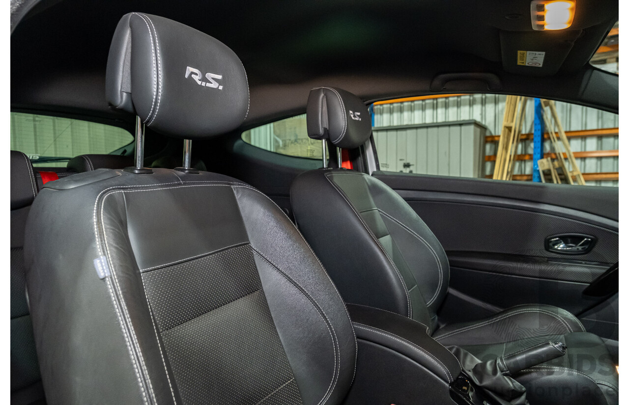 7/2016 Renault Megane RS 265 CUP Phase 2 X95 3d Hatchback White Turbo 2.0L