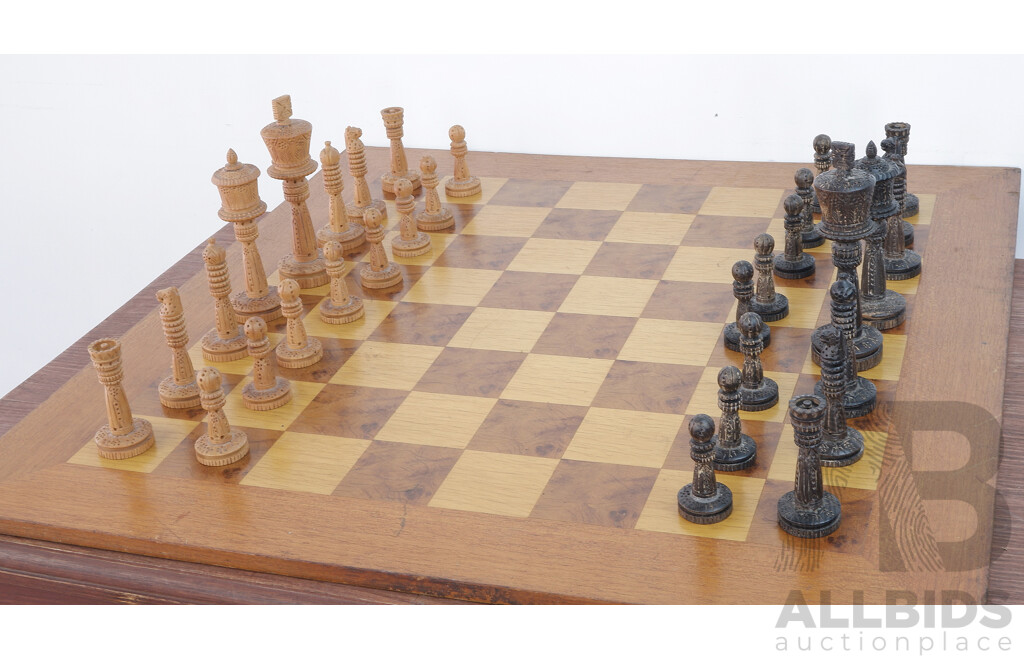 Vintage Chess/backgammon Board