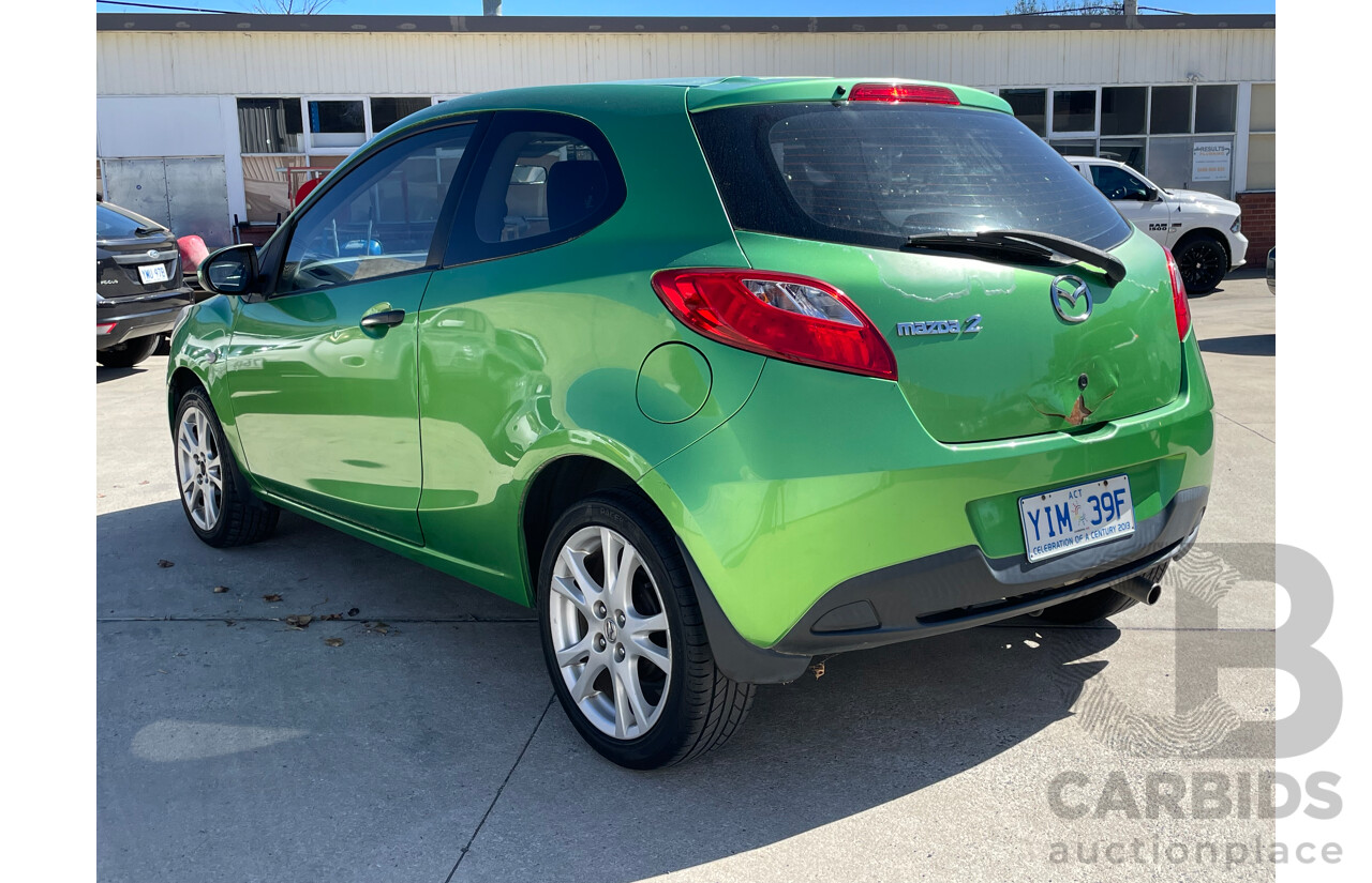 4/2009 Mazda Mazda2 NEO DE 3d Hatchback Green 1.5L