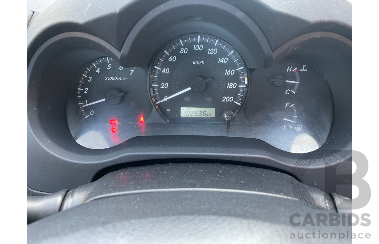 7/2014 Toyota Hilux Workmate TGN16R MY14 C/Chas White 2.7L